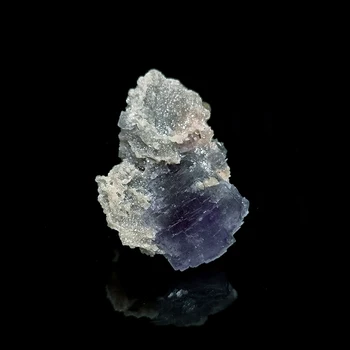 C5-7C 48 g je Prirodan Ljubičasta Fluorit Mica Mineralna Kamenje i kristali Yaogangxian Rudnik Hunan province, Kina